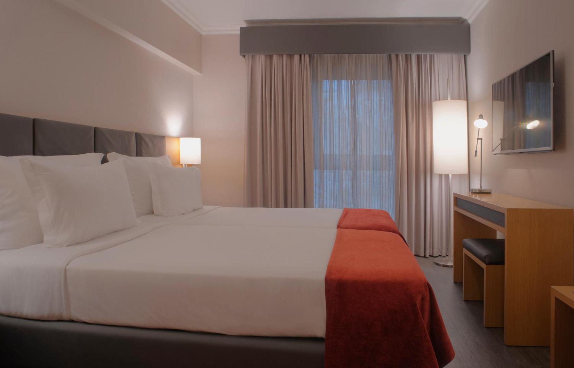 Sana Reno Hotel Лиссабон Экстерьер фото